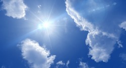 उखरमाउलो गर्मीमा छिन–छिनमा बिजुली जाँदा सास्ती