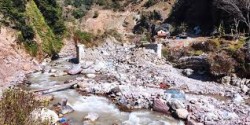भुजी र दरमखोला पुल निर्माणमा लापरबाही