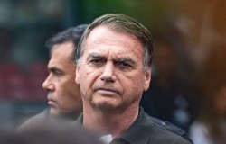 ब्राजिलको सर्वोच्च अदालतद्वारा पूर्वराष्ट्रपति बोल्सोनारोलाई जेल सजाय शुरू गर्न आदेश