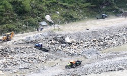 सम्झौताविना नदीजन्य वस्तुको उत्खनन्