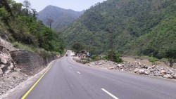 मुग्लिन-मलेखु सडक राति बन्द गरेर स्तरोन्नति गरिने