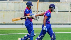 विश्वकप क्रिकेट लिग–२ : पपुवा न्युगिनीविरु ब्याटिङ गर्दै नेपाल