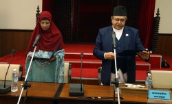 हसिना खानले खाइन् सांसदको शपथ