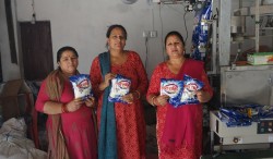 महिलाको लगानीमा सरफ उद्योग सञ्चालन