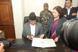 मन्त्री बनेलगत्तै घिसिङको पहिलो निर्णय: डेडिकेटेड तथा ट्रंक लाइनको बक्यौता उठाउने