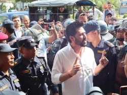 रवि लामिछाने र छविलाल जोशीलाई कास्की जिल्ला अदालतमा उपस्थित गराइयो