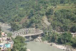 सिद्धार्थ राजमार्ग सडकखण्डको राम्दीमा पुल बन्दै