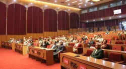 राष्ट्रियसभा बैठक बस्दै