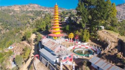 ऐतिहासिक १३ तले मन्दिर 