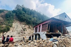 रोशीका बाह्र सय विपद् प्रभावितलाई आर्थिक सहयोग