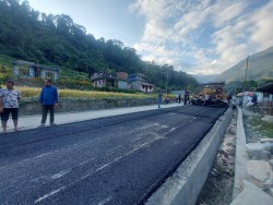 आन्तरिक स्रोतबाट ४५ किलोमिटर सडक स्तरोन्नति हुँदै