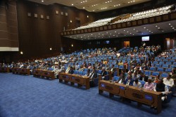 आगामी बैठकमा जवाफ दिन सरकारलाई सभामुखको रुलिङपछि सुरु भयो संसद् बैठक