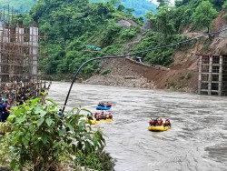 सिमलताल घटना: सोह्र दिनसम्म पनि फेला परेनन् बस र ३८ यात्रु