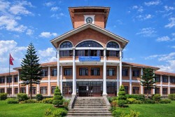 त्रिविले शुल्क पुनरावलोकन कार्यदलद्वारा काम सुरु