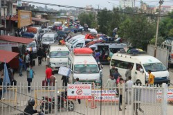  प्रतिनिधिसभा निर्वाचनः दुई दिनमा काठमाडौँबाट ८० हजार यात्रु बाहिरिए