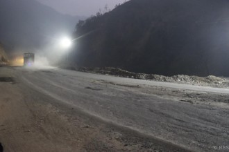  तुइन खोलाको पहिरोमा ‘फ्लड लाइट’ जडान