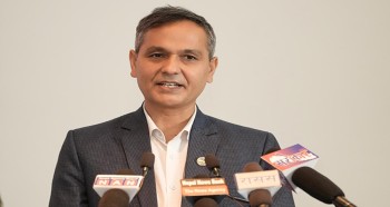 मानवअधिकारको रक्षा गर्दै लोकतन्त्रलाई संस्थागत गराउन लागि प्रतिबद्ध छौँ : गृहमन्त्री अर्याल