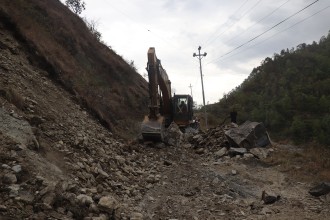 मार्ग खुलेको १६ वर्षपछि सडक स्तरोन्नति थालियो