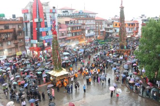 रातो मच्छिन्द्रनाथको रथ लगनखेल पुर्‍याइयो