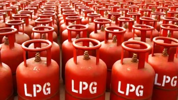 युद्धले भारतीय रेस्टुरेन्टमा ग्यास सङ्कट