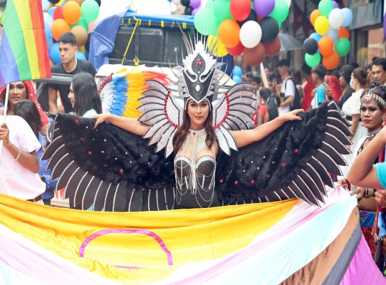 यौनिक तथा लैङ्गिक अल्पसंख्यक समुदायले मनाए गाईजात्रा