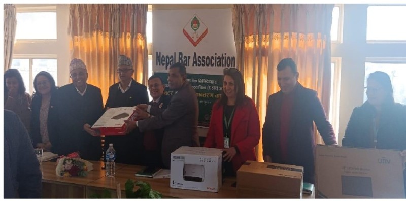 नेपाल वार एशोसिएसनलाई कृषि विकास बैंकको कम्प्युटर सामाग्री हस्तान्तरण