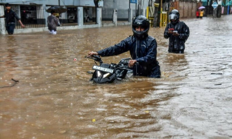 पश्चिम भारतमा वर्षाका कारण कम्तीमा १८ जनाको मृत्यु