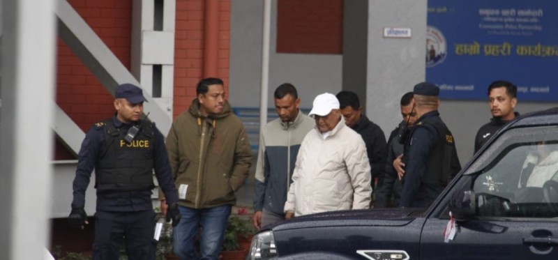 एमाले अध्यक्ष ओली चिकित्सकको निगरानीमा