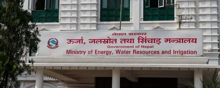 ‘चोरी गरेका सामग्री तत्काल फिर्ता गर्नु’