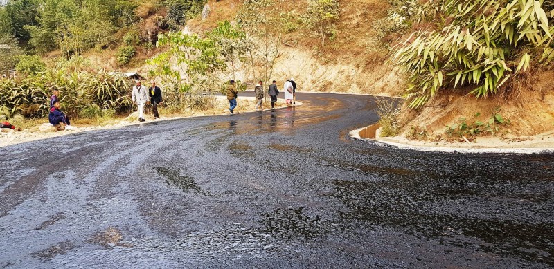 इलामको फिक्कल–जोगमाई–नयाँबजार सडक कालोपत्र