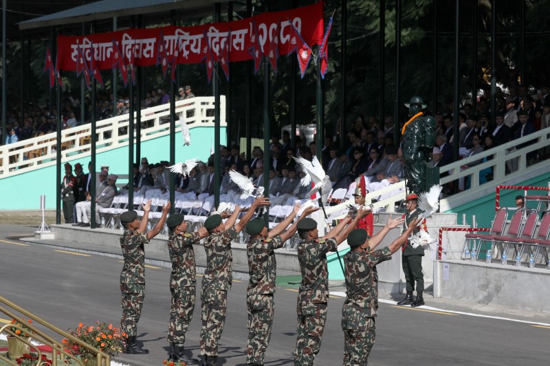 सैनिकमञ्च टुँडिखेलमा मनाइयो संविधान दिवस