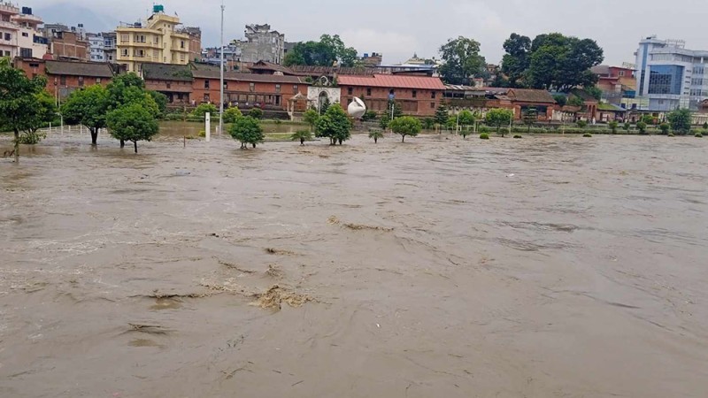 देशभर बाढी पहिरोमा परी १ सय जनाको मृत्यु, ६७ अझै बेपत्ता