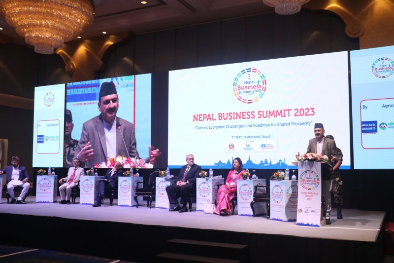 वित्त नीति चलाउने ठाउँ छैन, मौद्रिक नीतिबाटै अर्थतन्त्र सुधार थाल्छौँ : अर्थमन्त्री महत