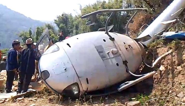 अवतरणका क्रममा एयर डाइनेस्टीको हेलिकप्टर दुर्घटना