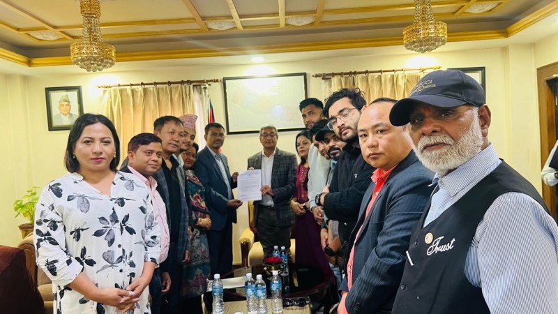 समावेशी प्रतिनिधित्वका विषयमा ध्यान दिने गृहमन्त्री लेखकको प्रतिबद्धता