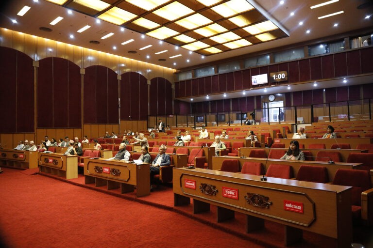 जन्मदर्ता नभएका विद्यार्थीलाई एसइई फाराम भर्न दिनुपर्ने माग