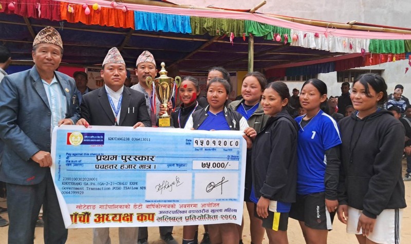 बाह्रबिसे र बासिखोराले हात पारे 'खोटेहाङ अध्यक्ष कप'को उपाधि 