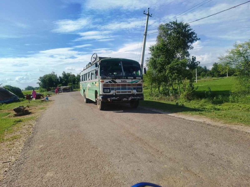 हुलाकी सडकले सुगम बन्यो नरैनापुर