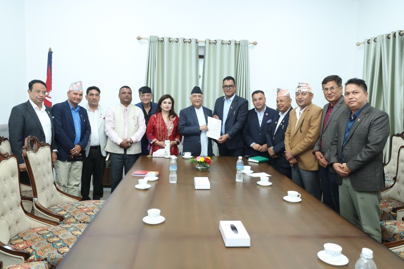 प्रधानमन्त्रीलाई सुनचाँदी व्यवसायीको ध्यानाकर्षण