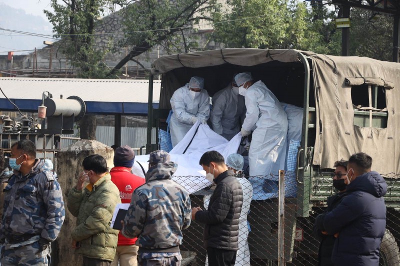 पोखरा विमान दुर्घटनाः ४८ शव काठमाडौँमा लगिँदै