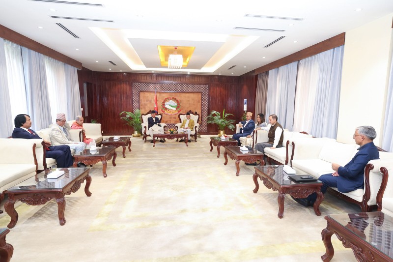 सत्ता साझेदार दलहरुको बैठक बालुवाटारमा जारी