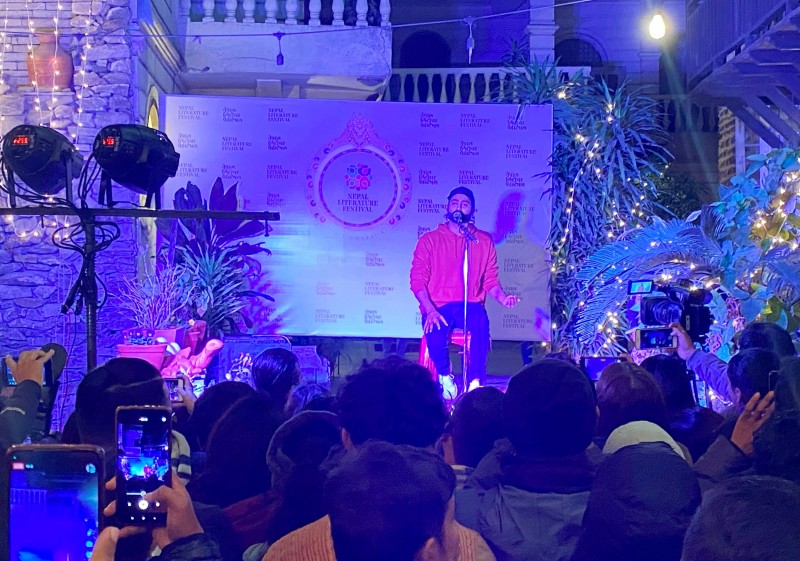 काव्यिक र सङ्गीतमय बन्यो फेवा किनार