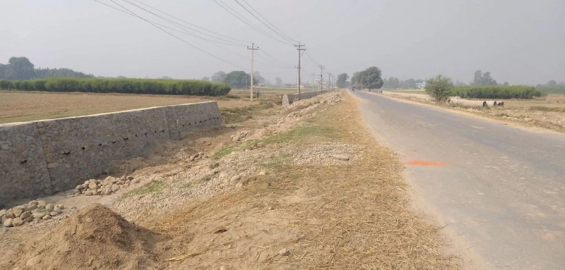 चारलेन सडक निर्माणमा ढिलासुस्ती