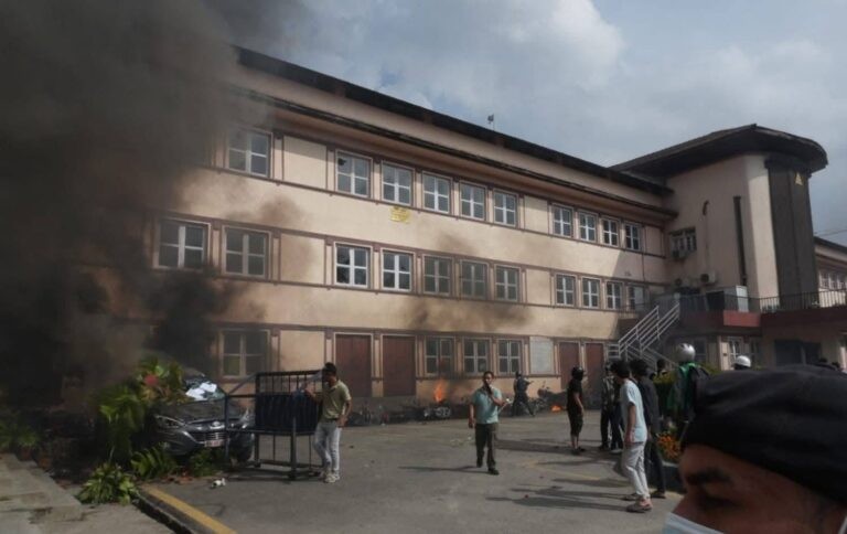 जेन–जी प्रदर्शनकारीद्वारा सर्वोच्च अदालतमा आगजनी