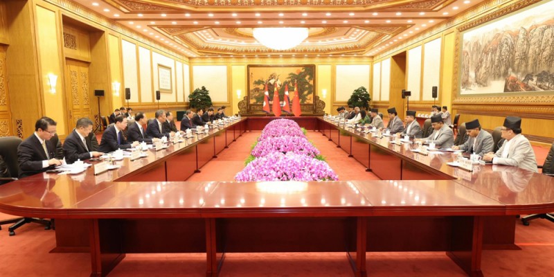 प्रधानमन्त्री चीन भ्रमण : द्विपक्षीय वार्ता सुरु