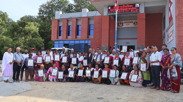  म्याग्देका ४८ विपन्न परिवारलाई घर हस्तान्तरण