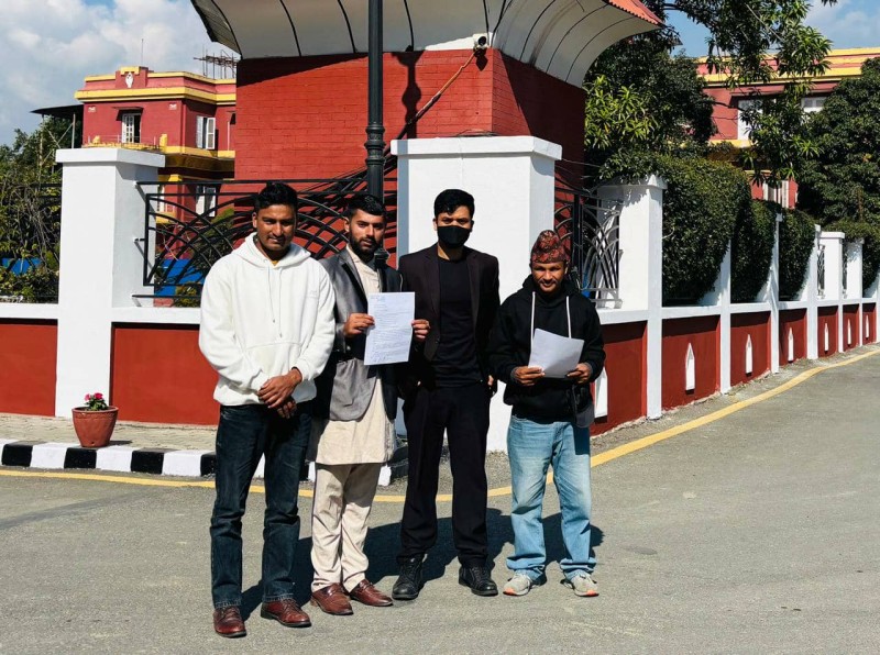 जेनजी समूहको राष्ट्रपति कार्यालयमा ज्ञापन , माग पूरा गर्न नसकेको भन्दै सरकार फिर्ता बोलाउन माग