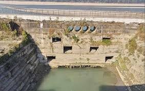  नारायणी लिफ्टबाट पानी छोडियो