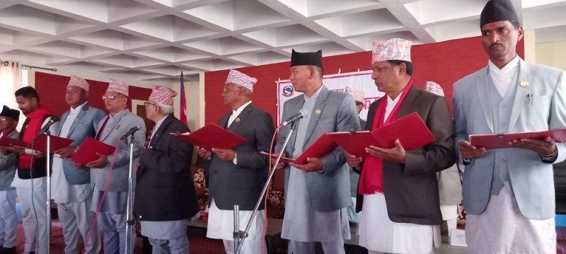 लुम्बिनी प्रदेशका नवनियुक्त मन्त्रीको सपथ