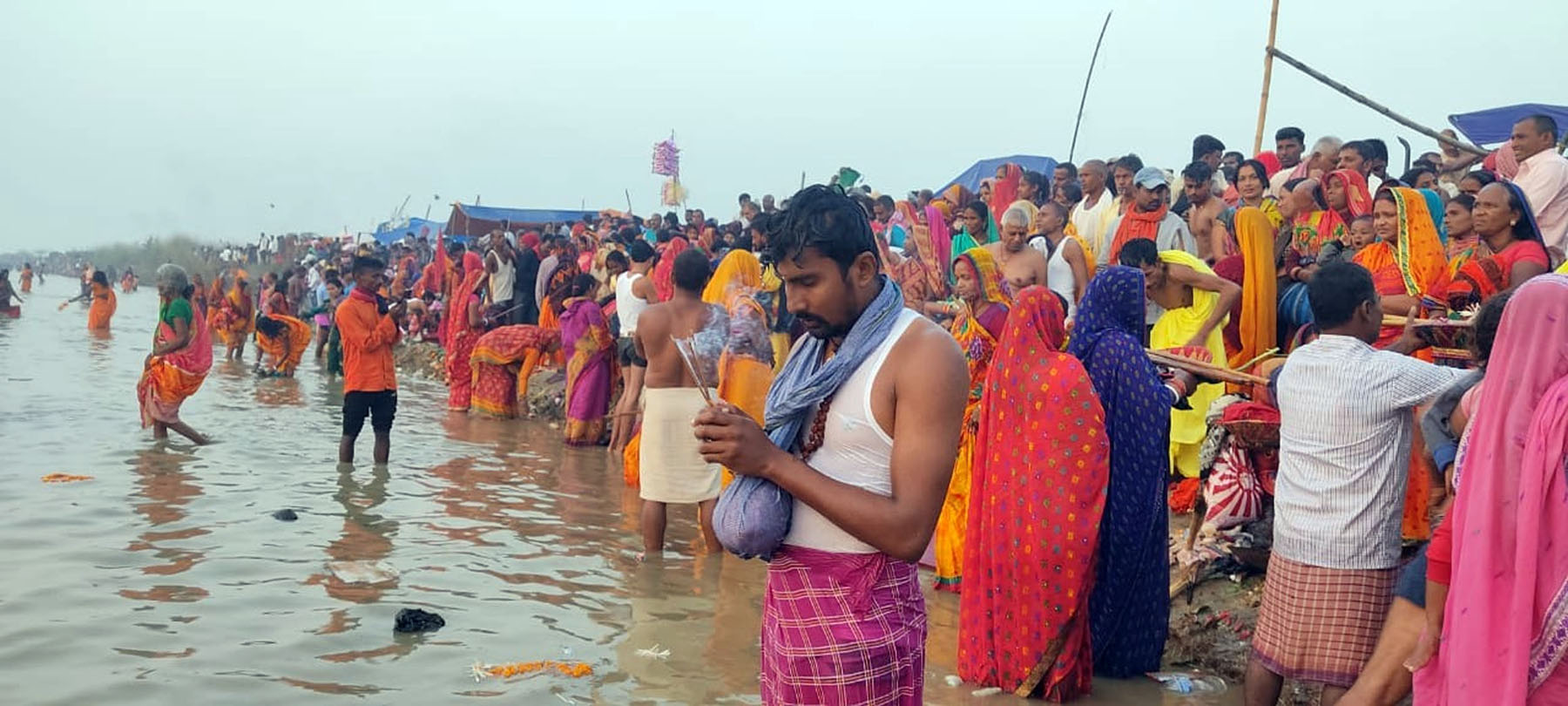 AKS_DHANUSA_VUTMELA1667888063.jpg
